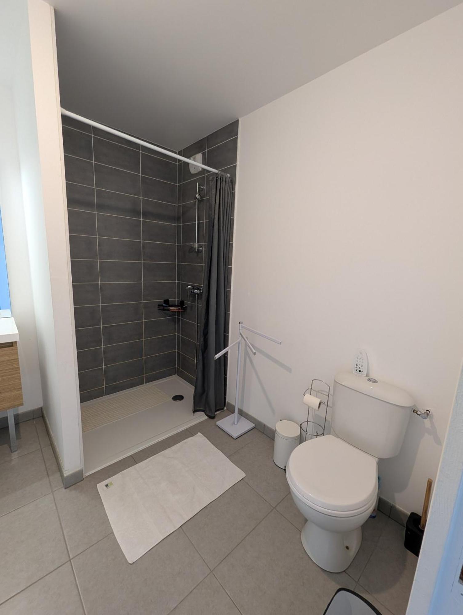 Les Terrasses Du Haras Apartment ล็องบาล ภายนอก รูปภาพ